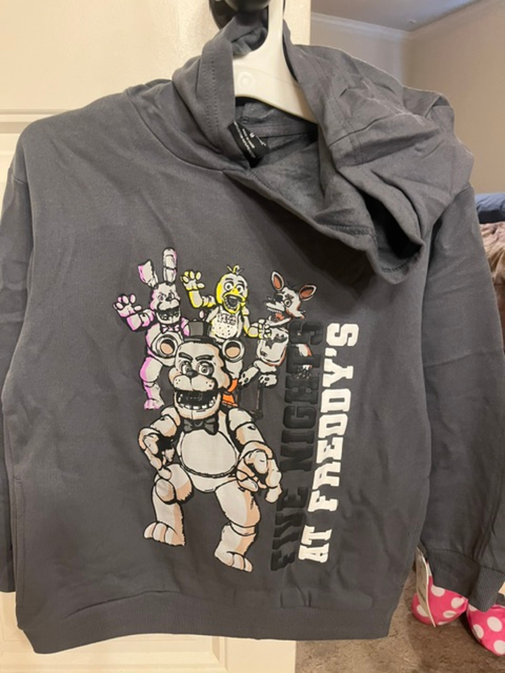 Kids Five Nights At Freddy's Gray Hoodie Size M